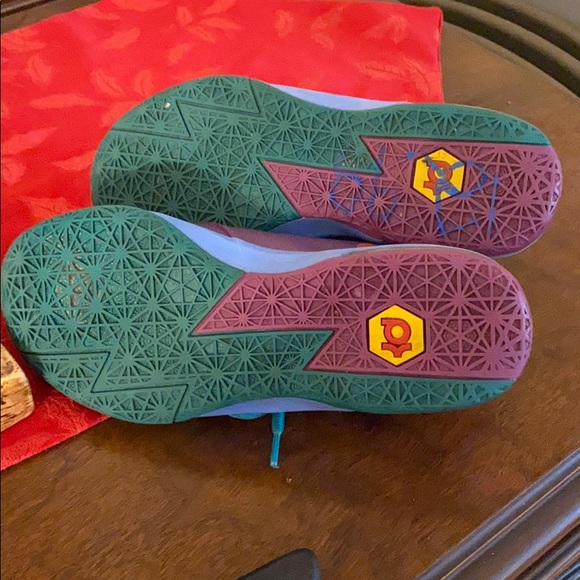Nike Kevin Durant kd VI Rugrats sneakers sz 4Y - Picture 4 of 7